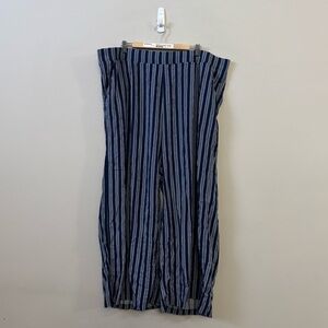 Torrid women’s blue wide leg striped beachy flowy pants